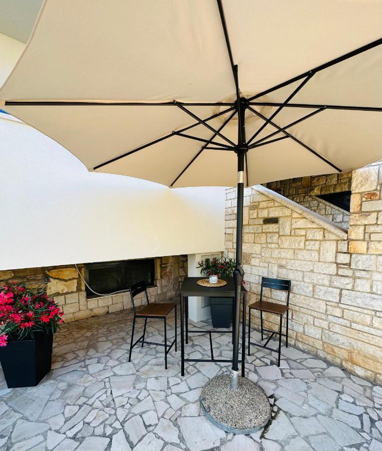 Studio Zara Rovinj Buitenkant foto